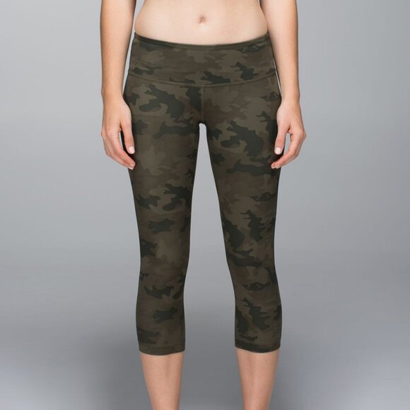 Lululemon Women's Wunder Under Crop Leggings - Green Camo - Picture 1 of 5